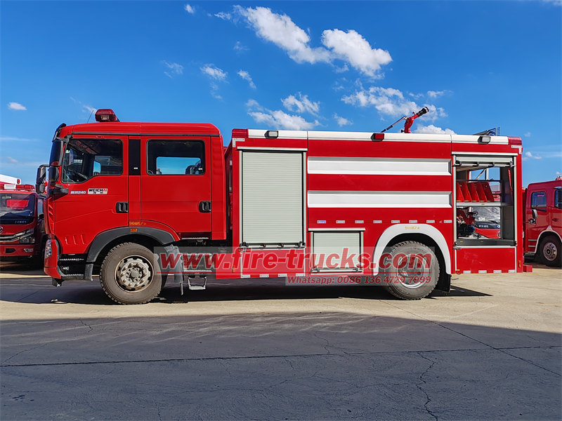 HOWO 7000L tanker fire truck