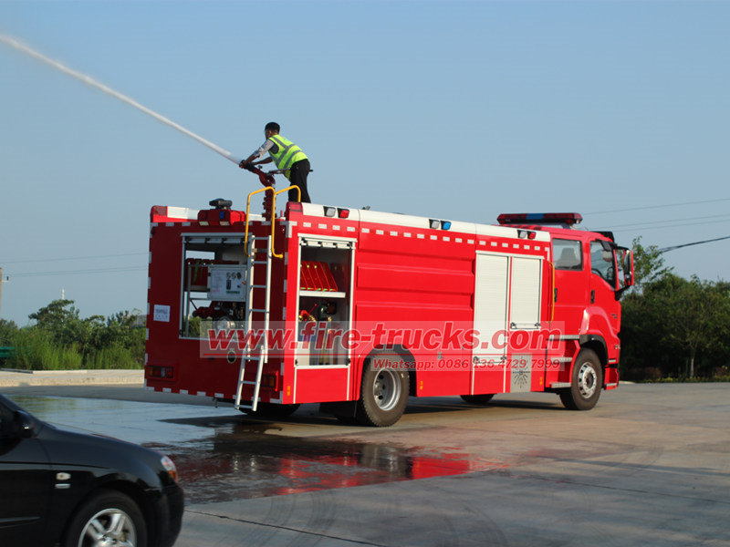 HOWO fire truck factory testing before shipment