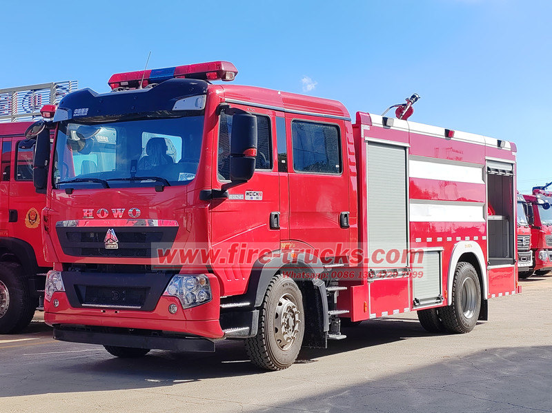 HOWO 6 wheeler fire tanker truck