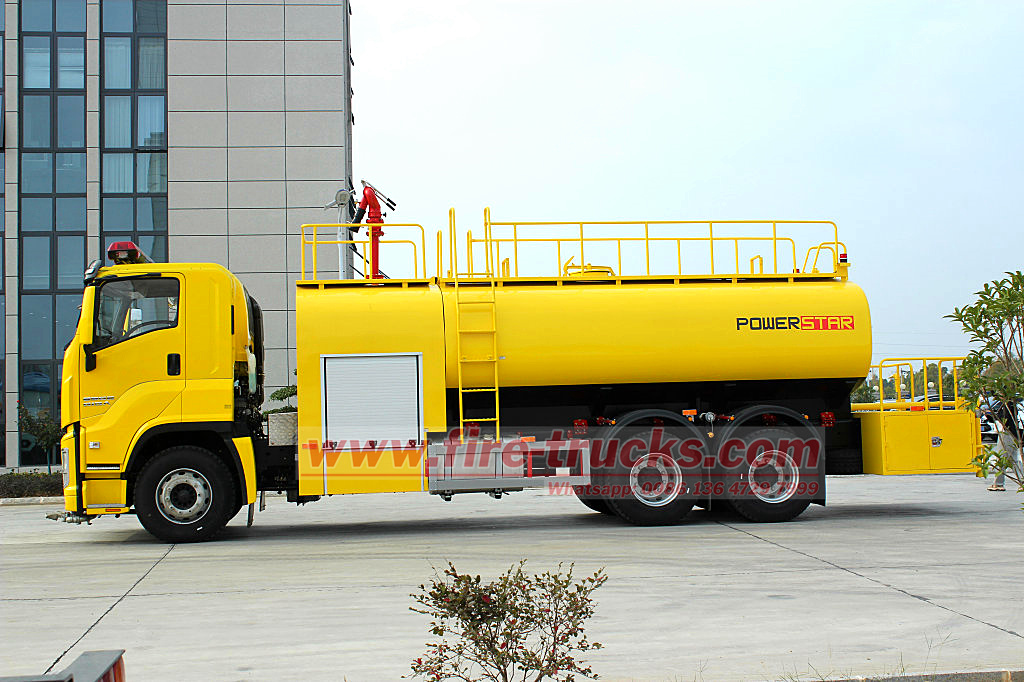 Dubai Isuzu giga 12,000L Yellow Fire Trucks