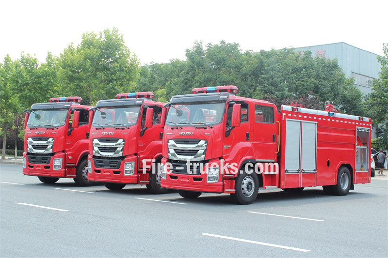 isuzu 4500 l water foam fire fighting truck