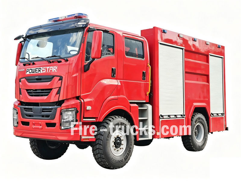 ISUZU 4x4 offroad fire truck with 14.00R20 tire