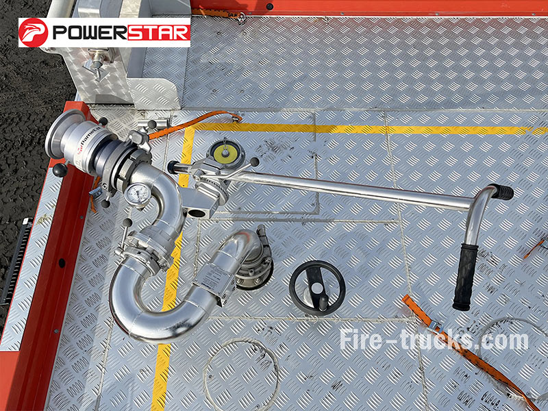 IVECO ML 150E24WS 4x4 Foam Monitor Fire Apparatus 3850L Water Foam Capacity with Szczesniak for Cambodia LNG Storage Tank Fire Suppression fire monitor