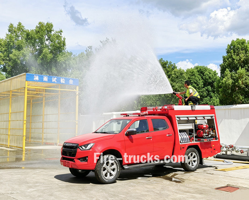 ISUZU pickup fire rescue truck